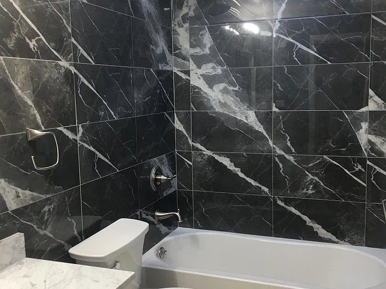 Full Bath 2