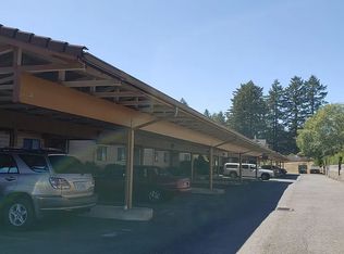 635 5th St #3, Brookings, OR 97415