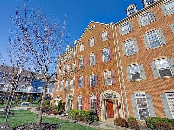 2nd image of 302 Dr Andrews Way #A