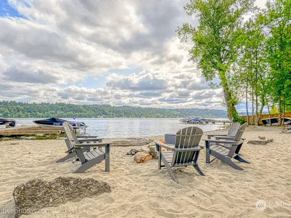 3834 175th Avenue NE #A202, Redmond, WA 98052