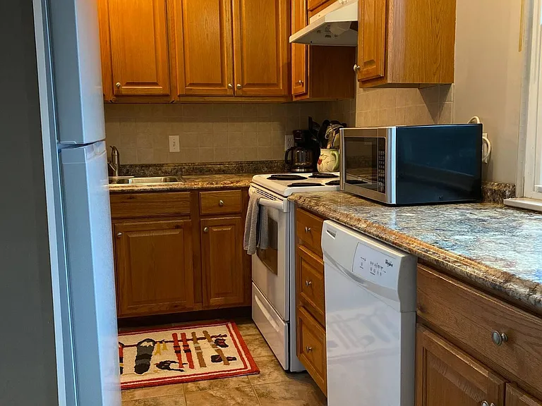 29 Pine Tree Village Rd — Photo 6