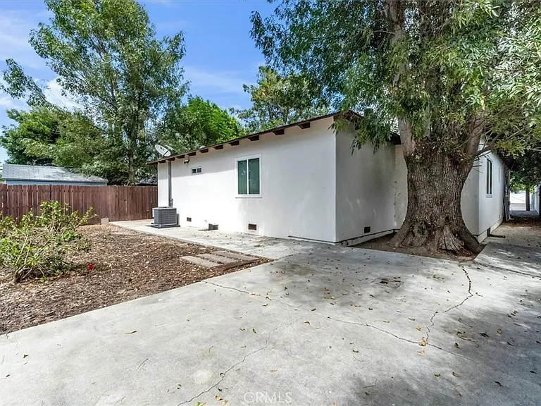 7015 Amigo Ave — Photo 29