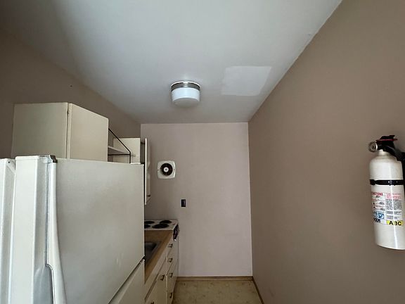 4th image of 514 S Wall St #1