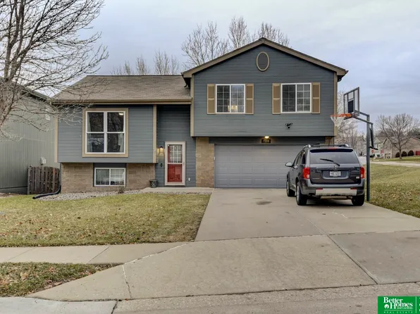7310 Wyoming St, Omaha, NE 68122