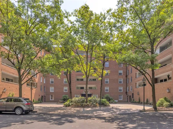 300 Fox Chapel Rd APT 418, Pittsburgh, PA 15238