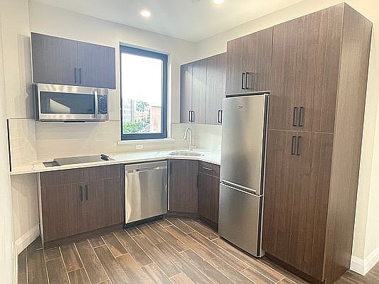 1st image of 1547 Eastern Pkwy #2R