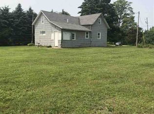 1098 E Gruler Rd, Petoskey, MI 49770