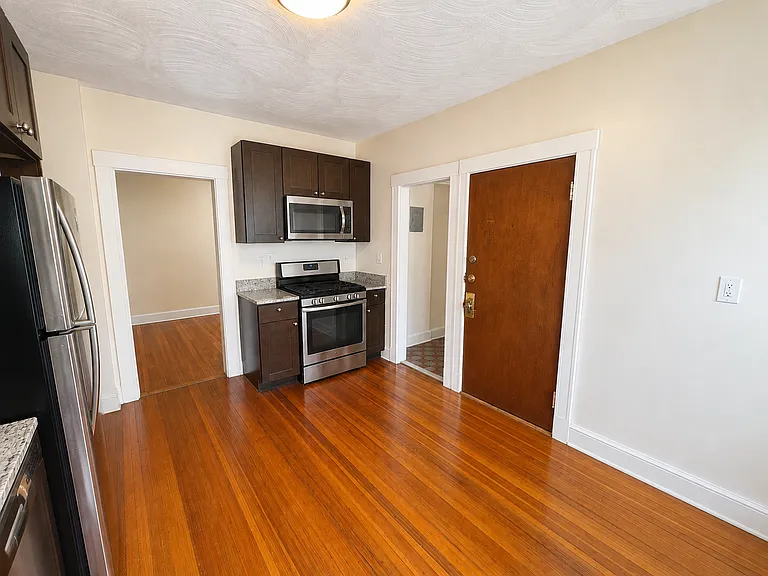 333 Alewife Brook Pkwy #2D — Photo 3