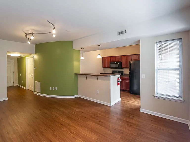 Morton Mansions Apartments — Photo 19