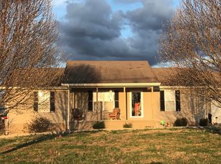 411 Okolona Rd, Livingston, TN 38570
