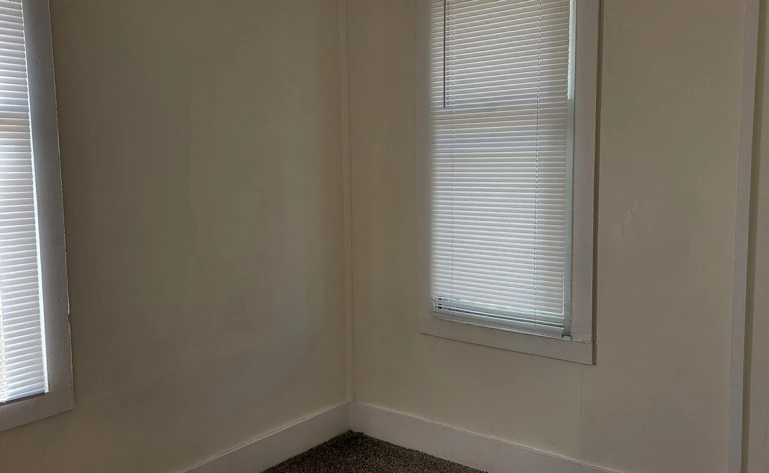 2 bed, 900 sqft, $950 — Photo 4
