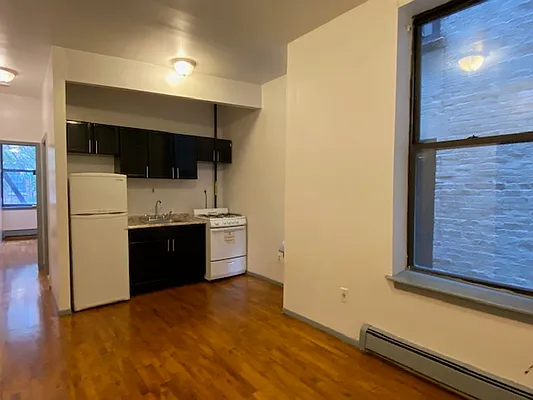 Rented by REAL New York | media 19