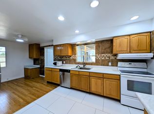 2443 E Earll Dr, Phoenix, AZ 85016