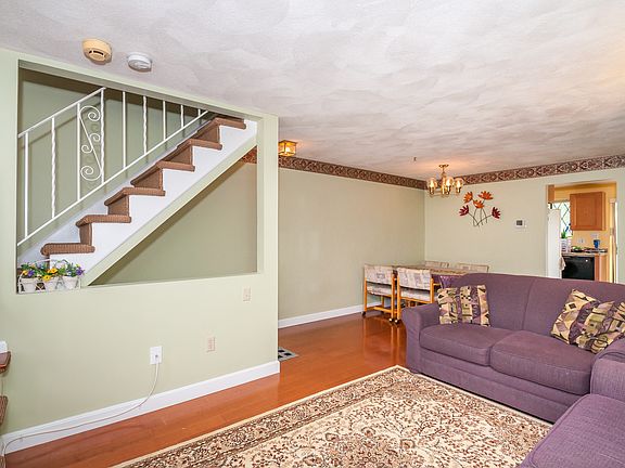 5th image of 358 Farrwood Dr #358