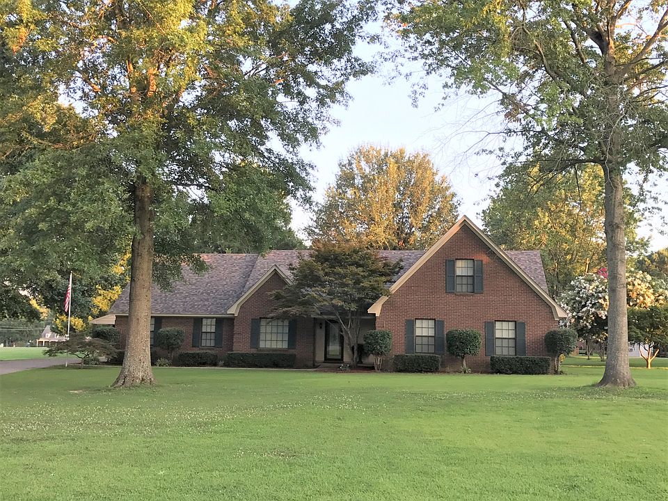 1st image of 3705 Plum Point Dr E