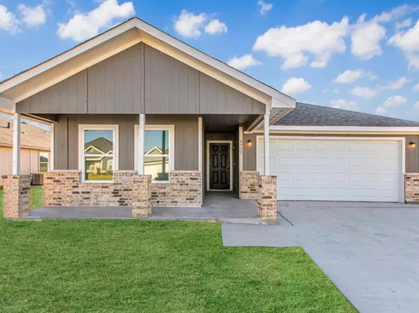 6917 Phoenix Dr, Abilene, TX 79606