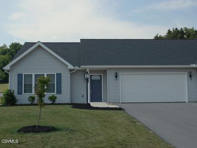 102 Saint Andrews Way, Selinsgrove, PA, 17870