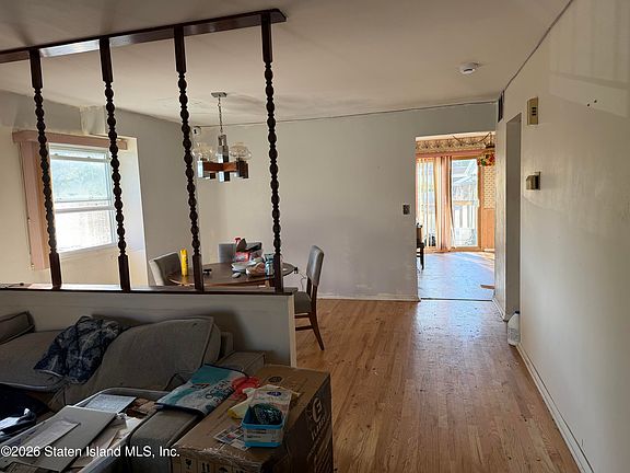 4th image of 97 Wilson St