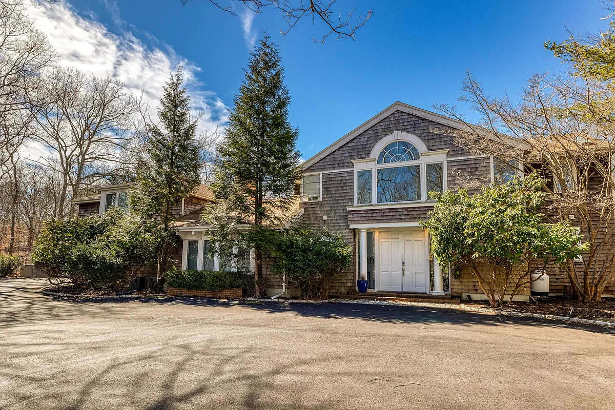 Building Photo - 674 Millstone Rd