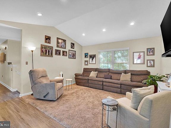4th image of 2661 Wyngate Rd