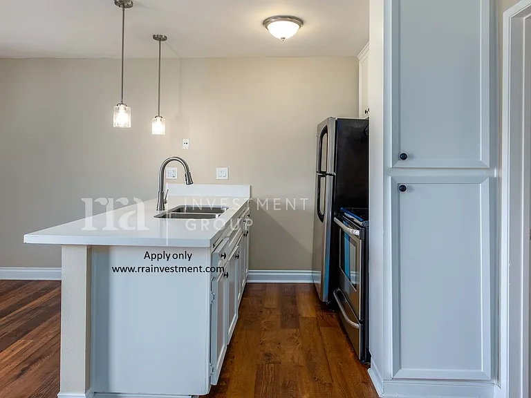 2407 Adams Ave #13 — Photo 8
