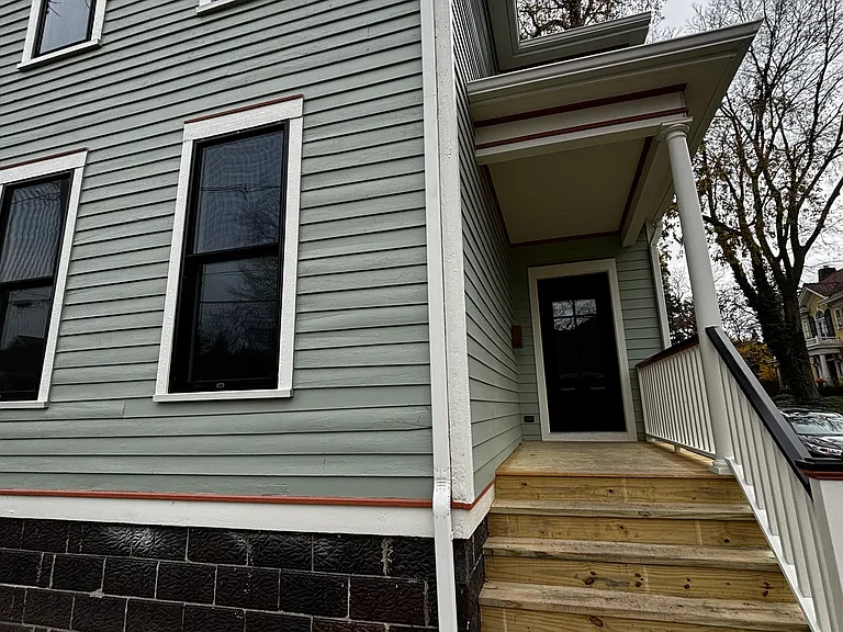 915 Garden St #915 — Photo 4