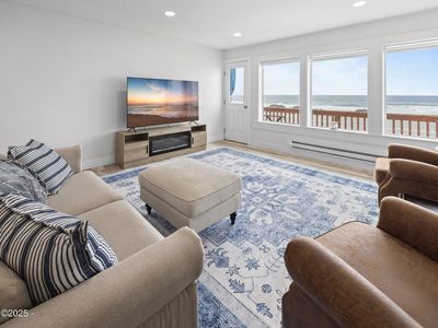 3929 NW Jetty Ave APT 3, Lincoln City, OR, 97367