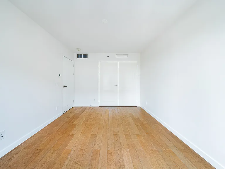 37-26 32nd St #6B — Photo 5