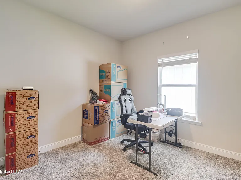 7820 Coral Ln — Photo 14
