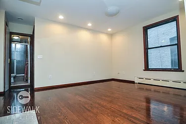 Rented by Sidewalk Realty LLC