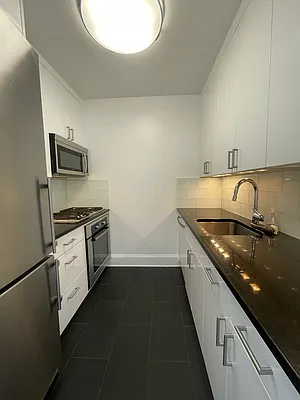 Rented by Compass | media 19