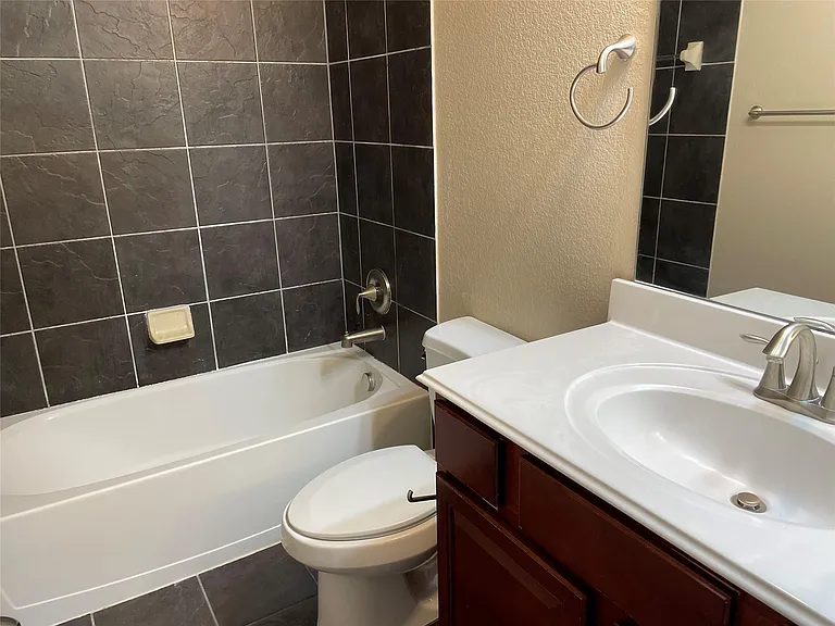 9320 Jerico Dr — Photo 20