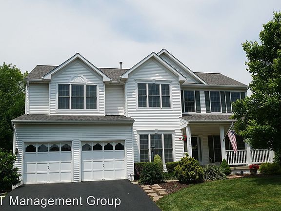 2nd image of 43200 Wintergrove Dr