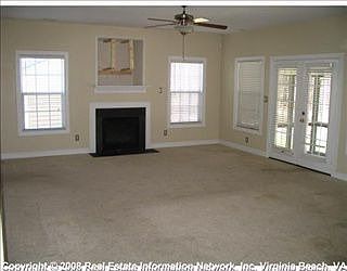 4th image of 1009 Stratem Ct