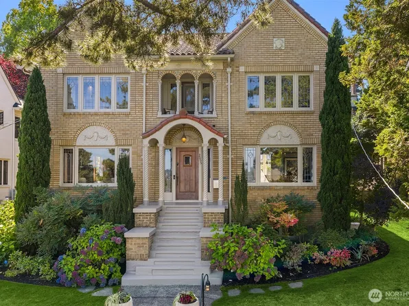 2055 E Crescent Drive, Seattle, WA 98112