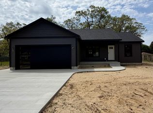 137 S Bock Rd, Muskegon, MI 49442