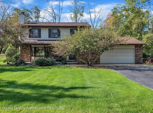 13980 Hardenburg Trl, Eagle, MI 48822