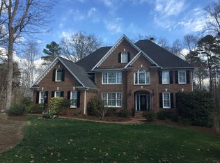301 Madera Ln, Chapel Hill, NC 27517