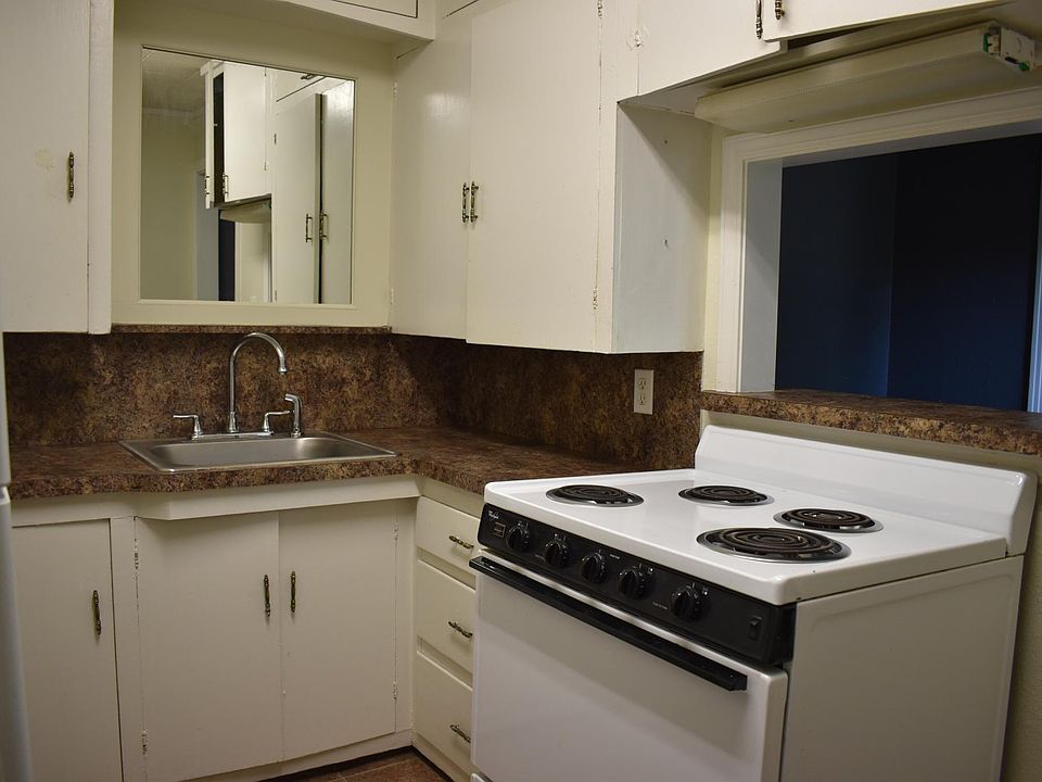 2nd image of 1739 Neathery St