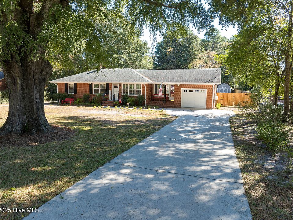 1st image of 806 Midland Drive