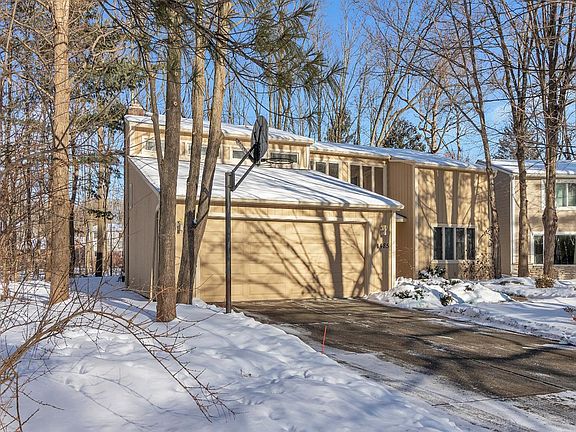 2nd image of 1485 N Folkstone Ct