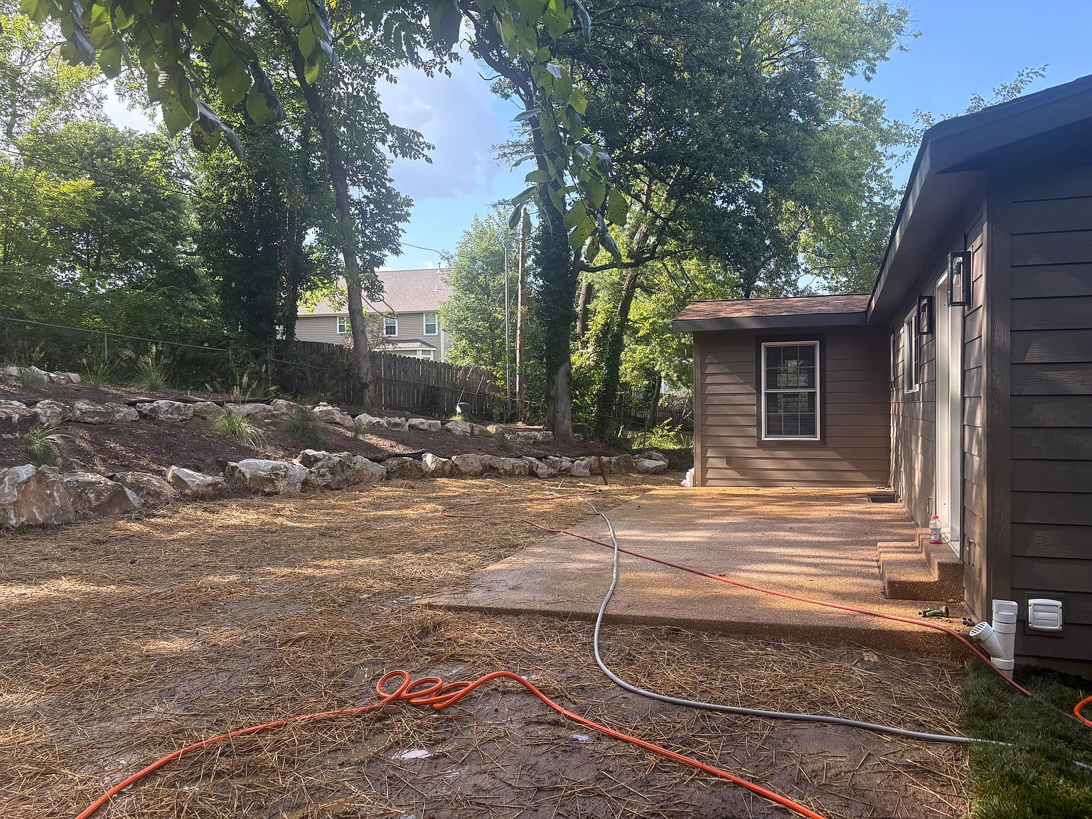 3 bed, 2.5 bath, 1932 sqft, $3,750 — Photo 4