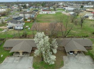 780-786 SE 1st St, Gravette, AR 72736
