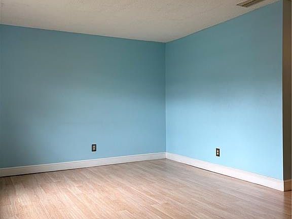 4th image of 6020 Indrio Rd APT 3