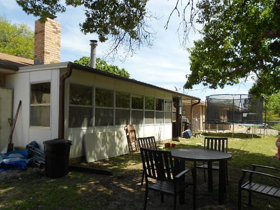 3rd image of 107 Village Dr