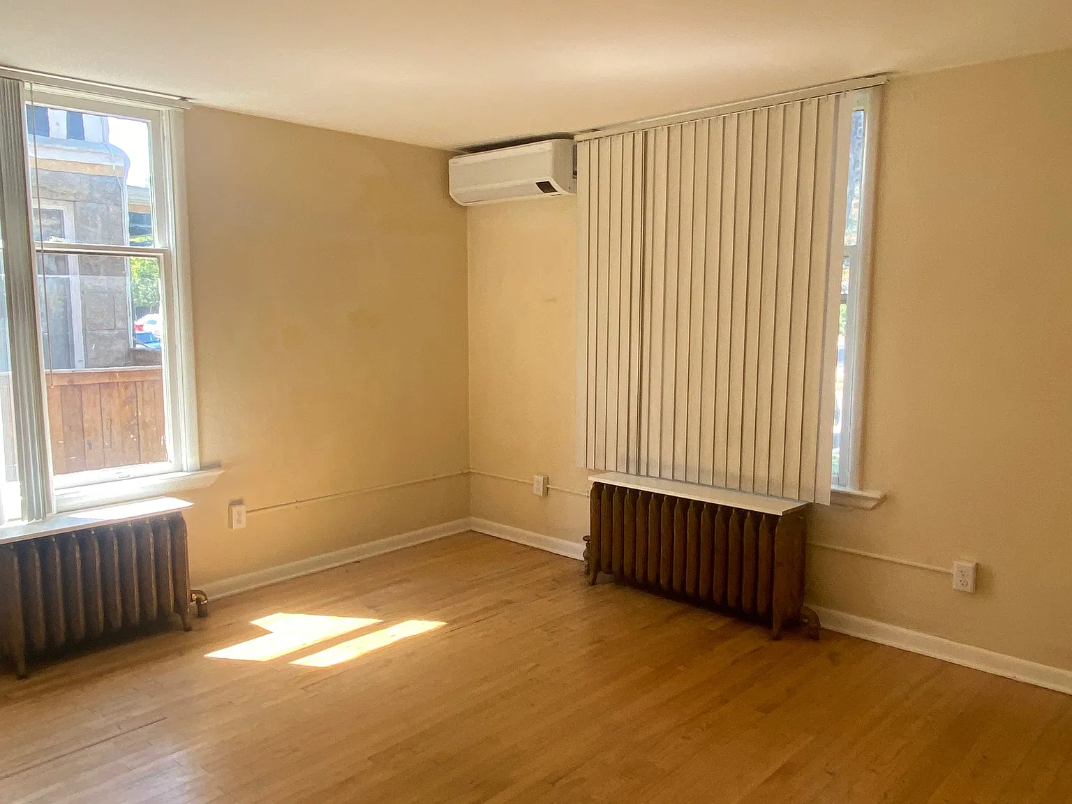 Studio, 525 sqft, $1,200 — Photo 3