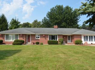 1574 N Main St, Nappanee, IN 46550