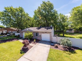 5 Stephen St, Hazlet, NJ 07730