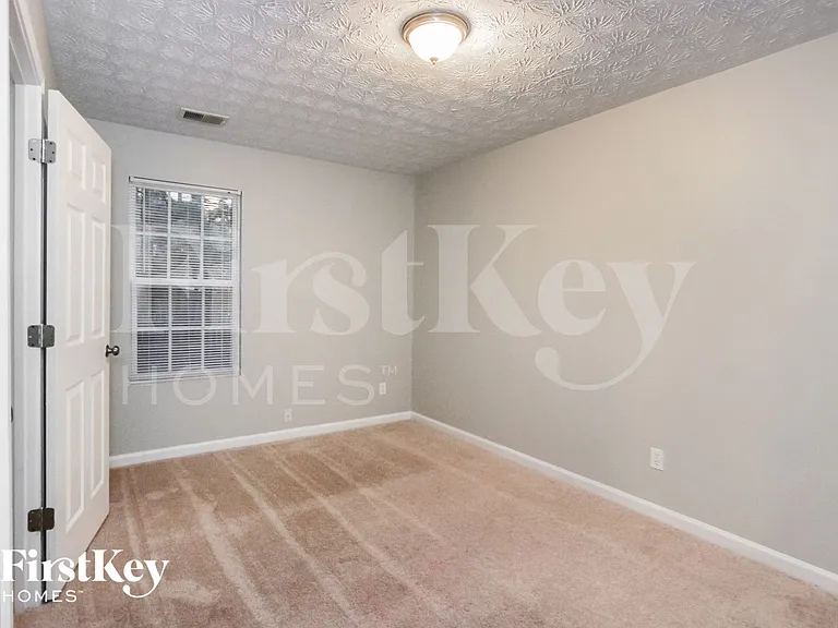 3342 Crestview Ct — Photo 12