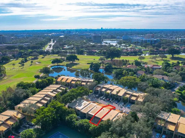 760 E Coco Plum Cir, Fort Lauderdale, FL 33324